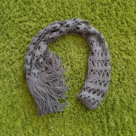 Loose Knit Scarf in Dark Grey